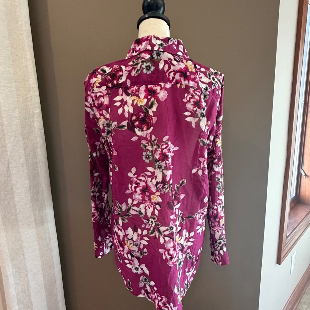White House Black Market Purple Floral Long Sleeve Silk Blend Shirt, Size 8 - Picture 5 of 12